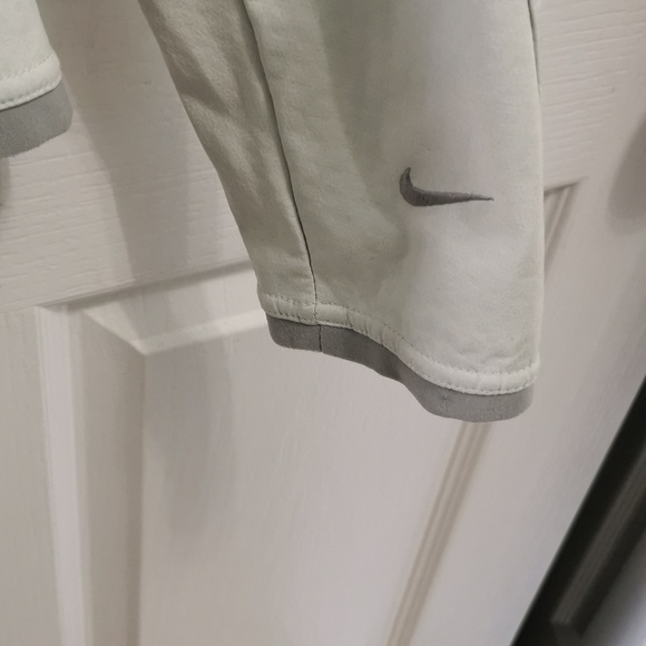 Nike jacket - Picture 4 of 9